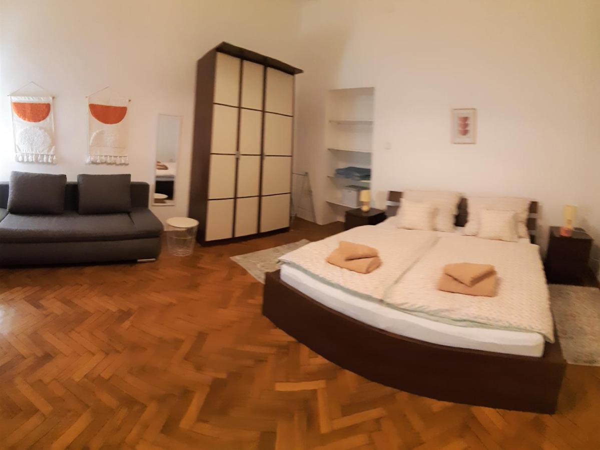 Citypark Classic Downtown Apartment Budapest Bagian luar foto