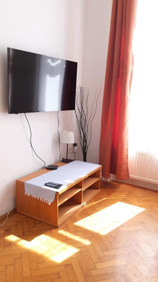 Citypark Classic Downtown Apartment Budapest Bagian luar foto