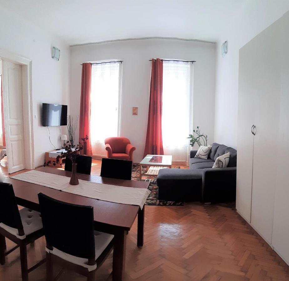 Citypark Classic Downtown Apartment Budapest Bagian luar foto